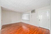 1BR, 1BA - 730SF - Living Room - 19248 Bryant St