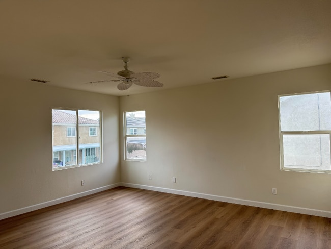 Photo - 3048 San Luis Dr