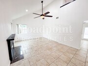 Photo - 581 Glenheather Dr House