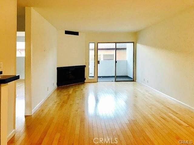 Building Photo - 1033 3rd St Unit 210 Rental