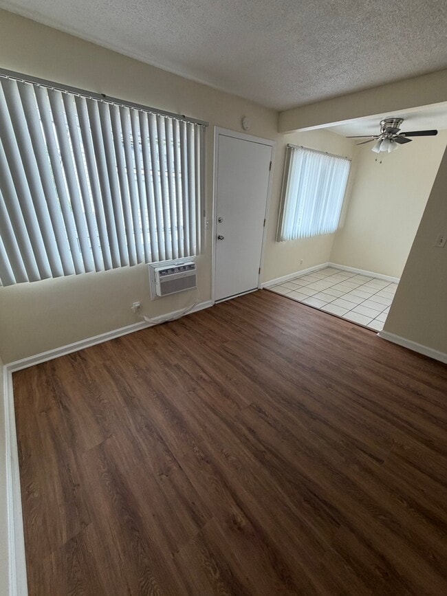 Photo - 7737 Bright Ave