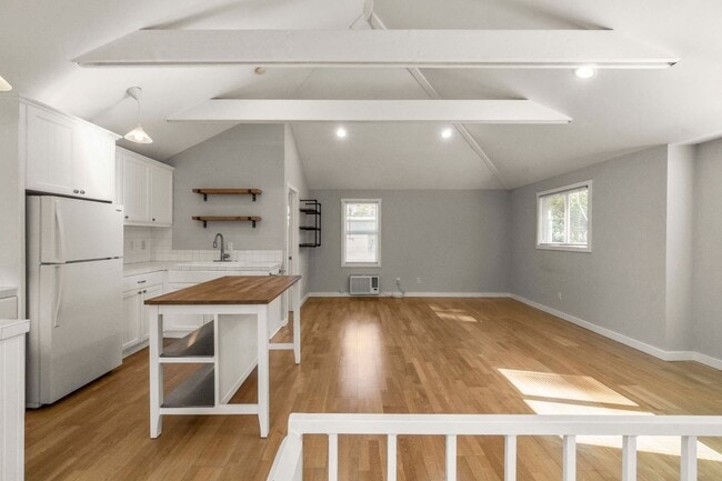 Photo - 21303 Ibanez Ave