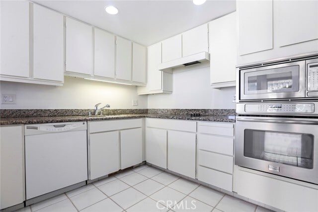 Photo - 2170 Century Pk E Unit 1502