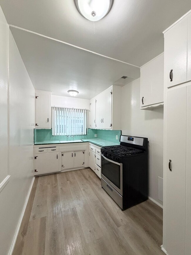 Photo - 4800 Beverly Blvd Unit 3