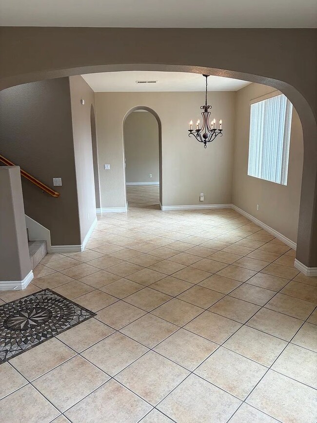 Photo - Newer 4bed 2.5 bath House