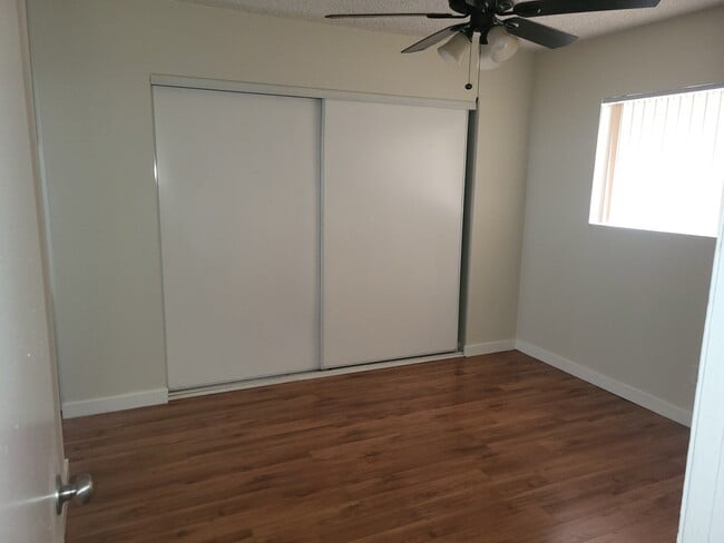 Bedroom - 9121 Orion Ave Unit F