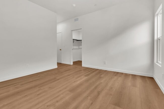 Photo - 414 S Ave 56 Unit 414 S Ave 56