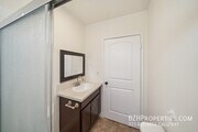 Photo - 5393 Romaine St Apartment Unit 1