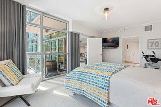 Photo - 13650 Marina Pointe Dr