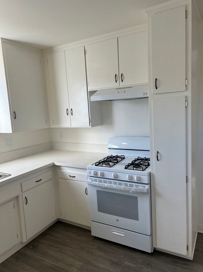 Photo - 1057 Western Ave Unit Apt.5