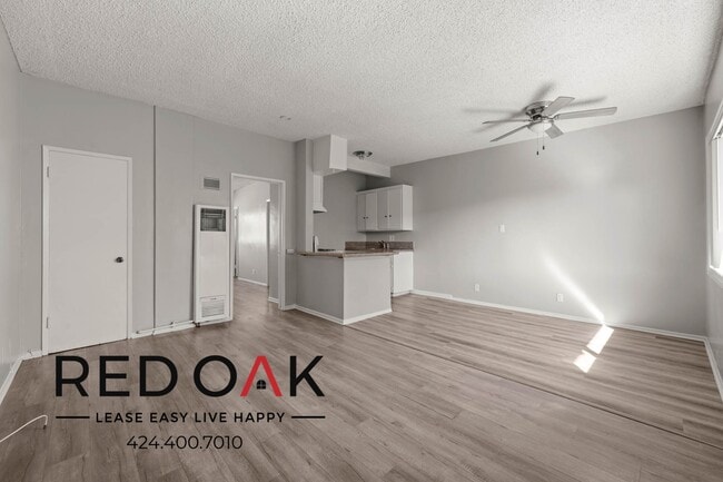 Building Photo - 2036 E Whiting Ave