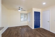 2 BR, 2 BA - 1000SF - Owen Village Apartments