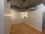 Photo - 645 W 9th St