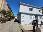 Side view - 308 N Market St Unit 2