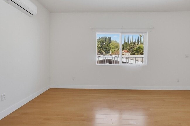 Photo - 416 Sinclair Ave