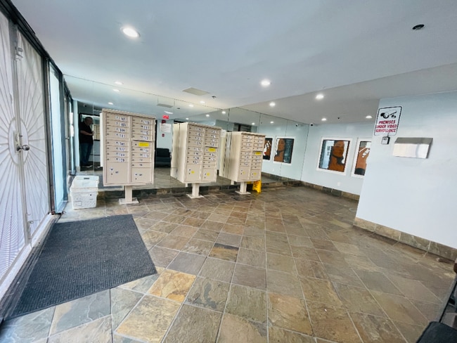 Photo - 7044 Hawthorn Ave Unit 110