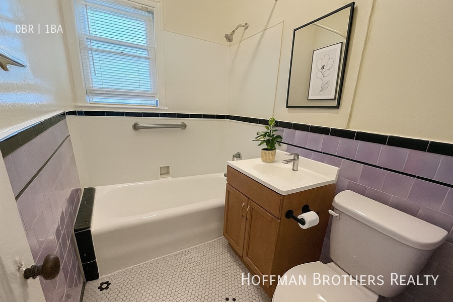 Photo - 603 Cochran Ave Unit 106