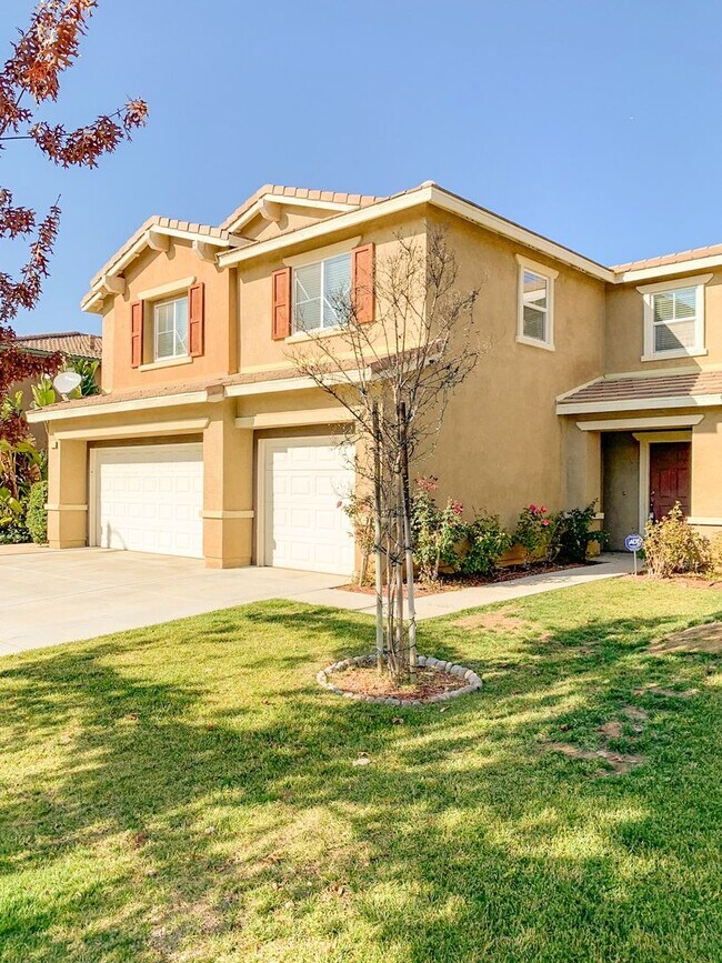 Photo - Large 4 bedroom + LOFT Home in Murrieta Fo...