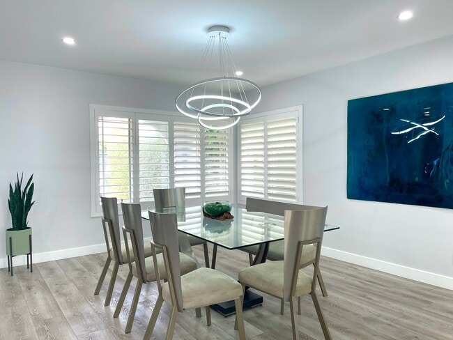 Photo - 7842 W 79th St