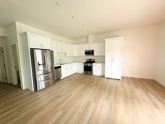 Photo - 2754 S Sycamore Ave