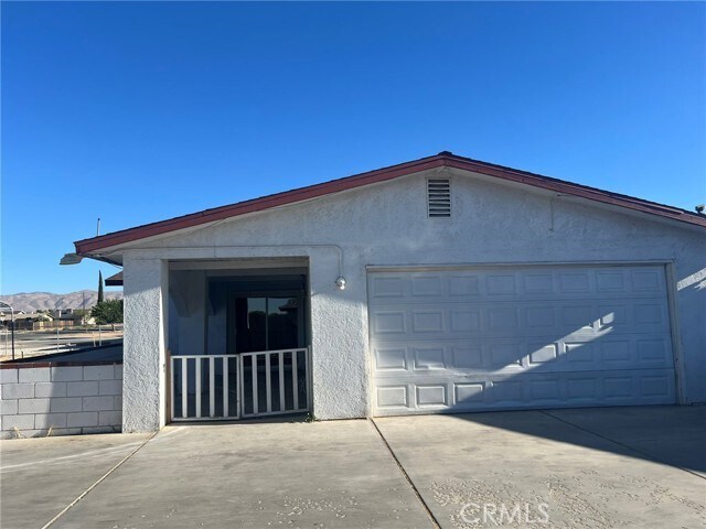 Building Photo - 13060 Kiowa Rd
