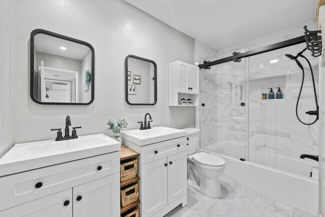 Photo - beautifully upgraded 2-bedroom, 1-bath condo in the highly desirable Bench Mark Villas Community