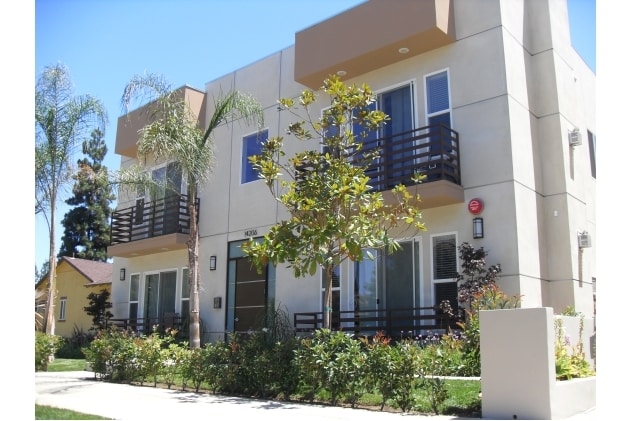 Photo - 14206 Riverside Dr Unit 101