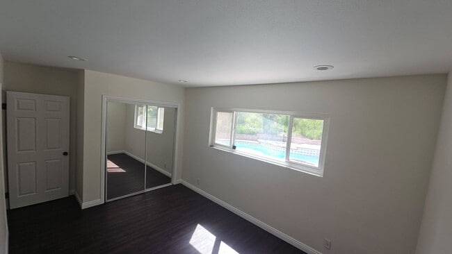 Photo - Gorgeous Newly Remodeled 4 Bedroom 2 Bath ...