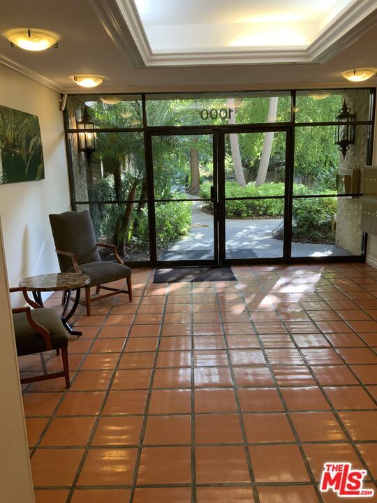 Building Photo - 1115 Raintree Cir