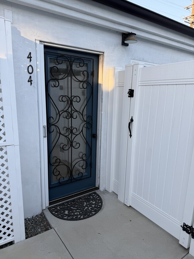 Photo - 404 Indianapolis Ave Unit 404