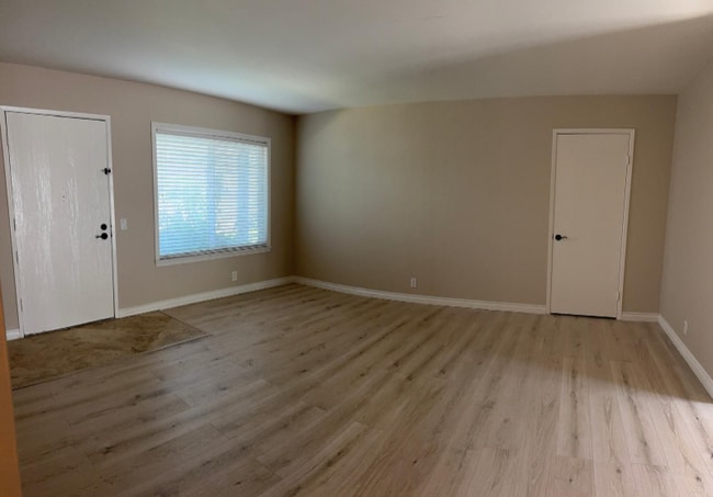Photo - 5 Firwood Condo