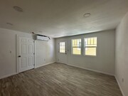 Photo - 616 S Van Ness Ave Apartments