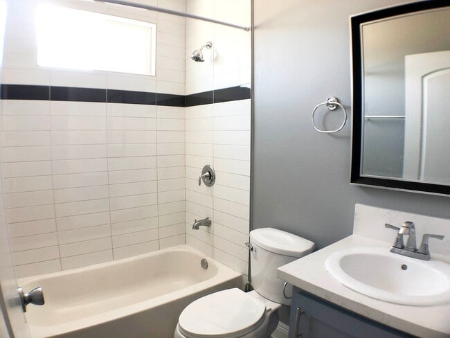 Photo - 410 Sloat St Unit 410 Sloat