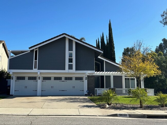 Stunning 4+3 pool home in Agoura Hills -Co... - Stunning 4+3 pool home in Agoura Hills -Co...