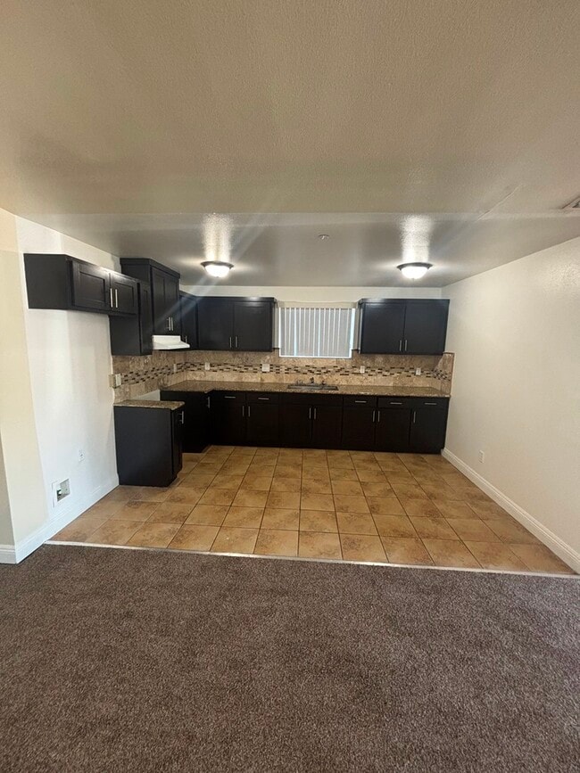 Photo - 156 W 71st St