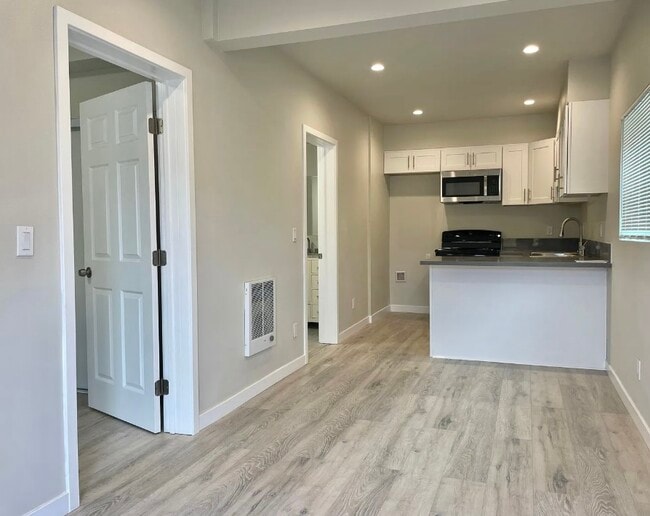 Building Photo - 8141 Forelle Dr Unit 5