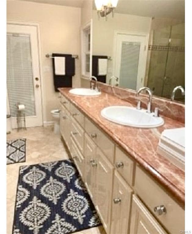 Building Photo - 16255 Dickens St Rental