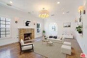 Photo - 1049 S Mansfield Ave House