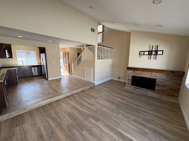 Photo - 2652 Santa Ana Ave