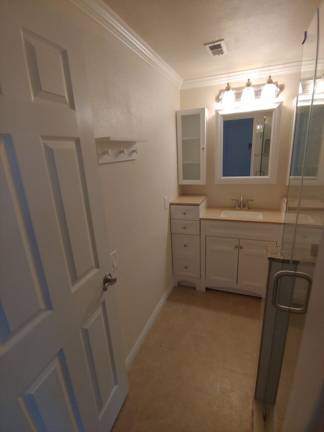 Photo - 16040 Leffingwell Rd Unit 49