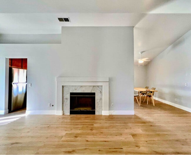 Photo - 29847 Berea Rd