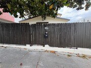 Photo - 1103 S Hobart Blvd Condo Unit 4-4