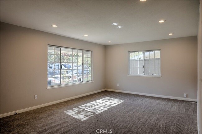 Photo - 29433 Abelia Rd