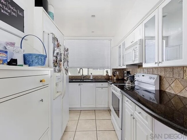 Photo - 4076 Illinois St Unit 4