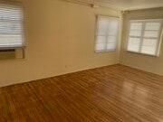 Photo - 449 San Vicente Blvd Unit B