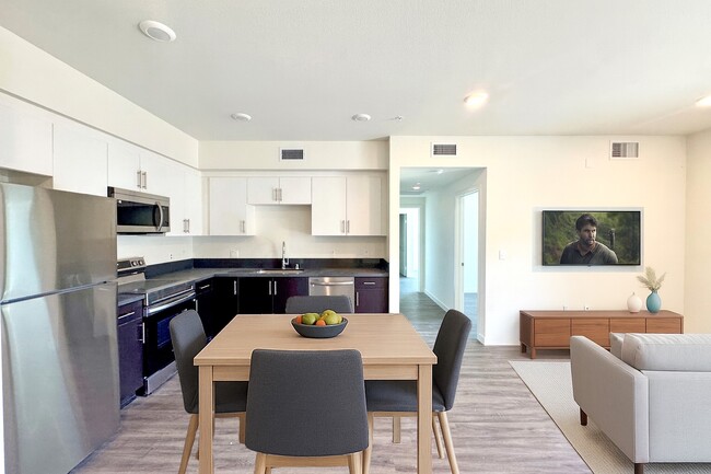 Cloud Nine - Cloud Nine Apartments