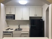 Kitchen - Burbank Center Apartments