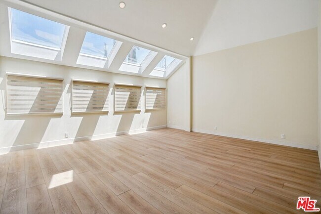 Photo - 5131 Campo Rd