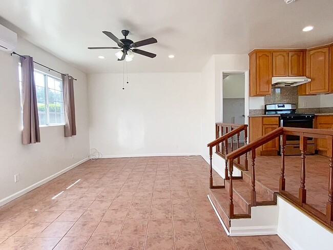 Photo - 11125 Freer Ave