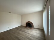 Photo - 2+bd/1ba Single Story Duplex Minutes Drive... Condo